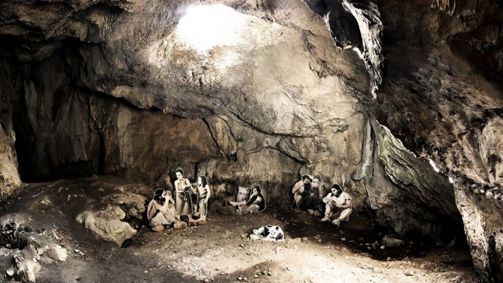 Interior del jaciment de la Cova de l'Or de Beniarrés