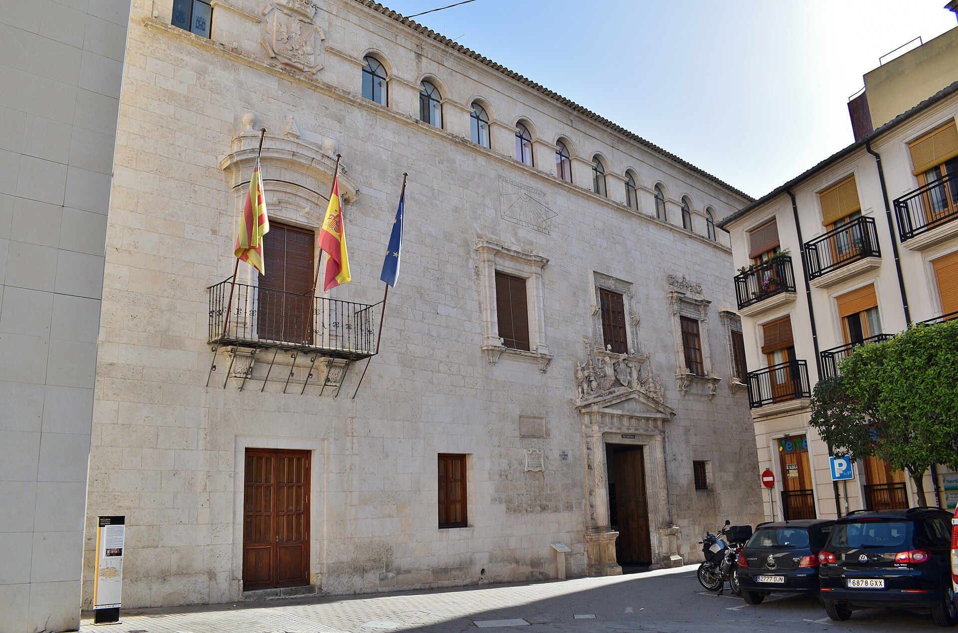 Fachada del Ayuntamiento de Villena Fachada del Ayuntamiento de Villena
