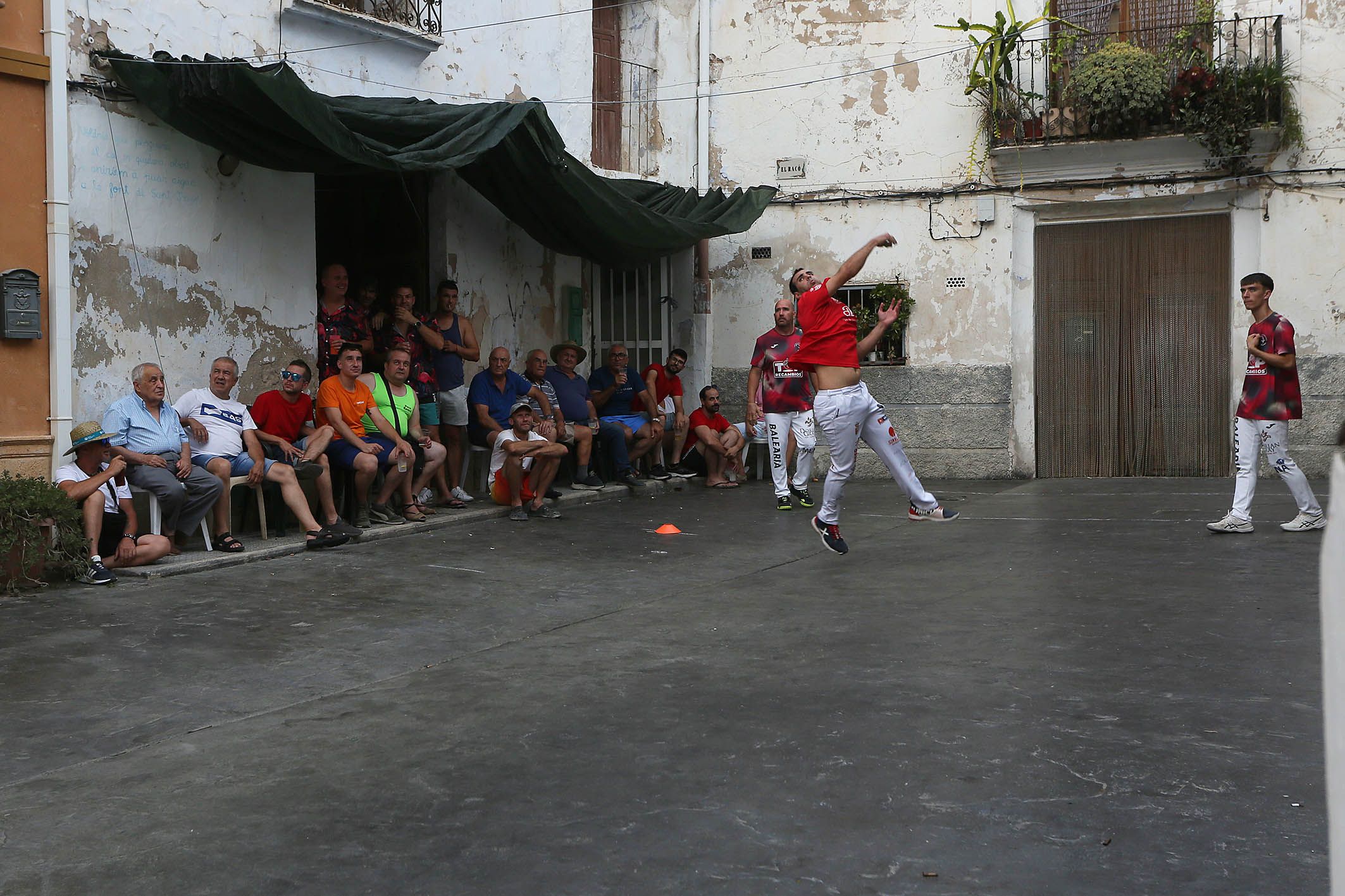 Pilota valenciana en un municipi d'Alacant Pilota valenciana en un municipi d'Alacant