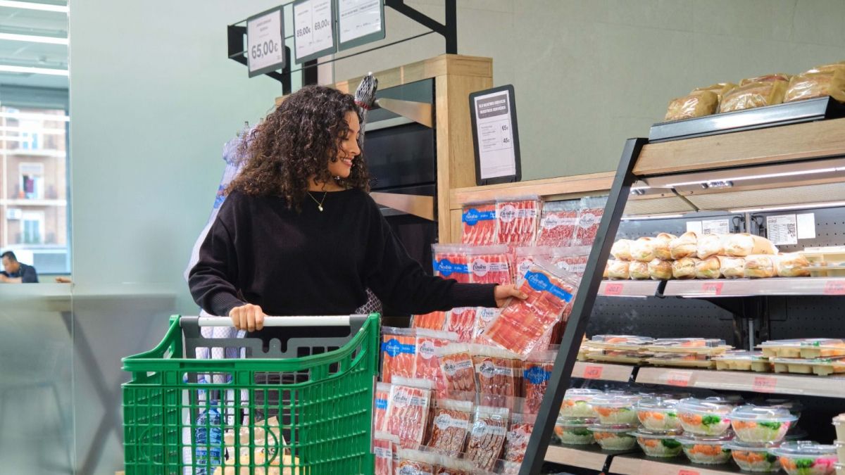 Interior de la nova Botiga 9 de Mercadona