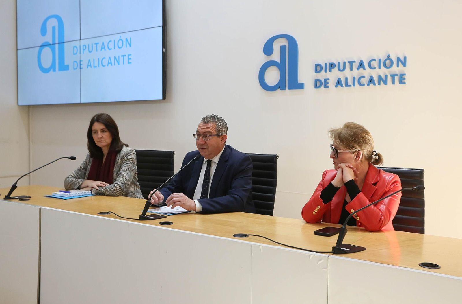 Toni Pérez presenta en nou Pla+Prop de la Diputació