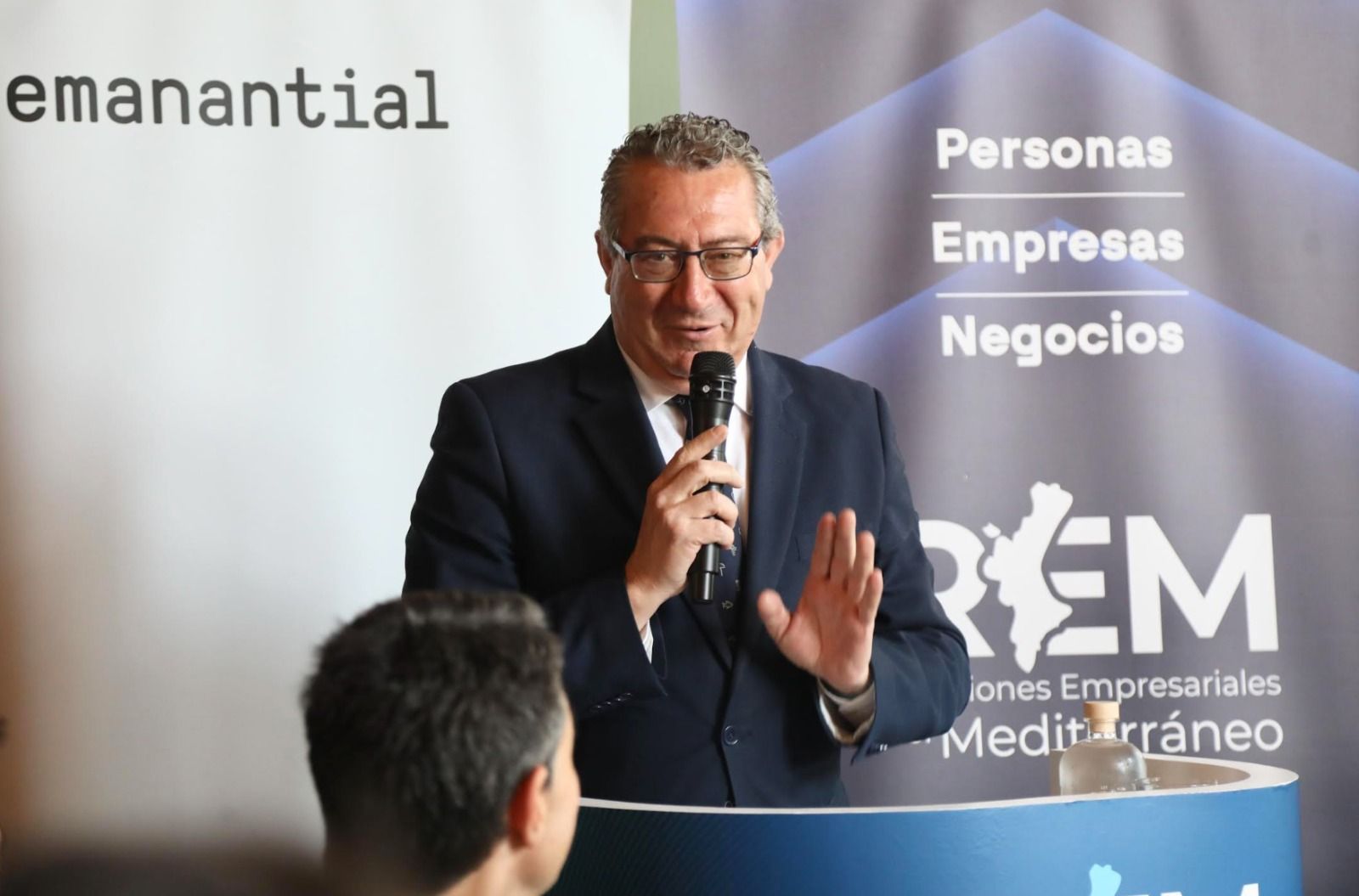 Toni Pérez intervé en la trobada d'HOSBEC a Alacant Toni Pérez intervé en la trobada d'HOSBEC a Alacant