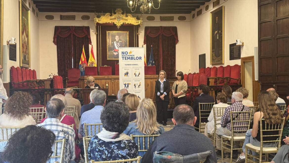 Elche conmemora el Dia Mundial del Parkinson 2 scaled 1170x659