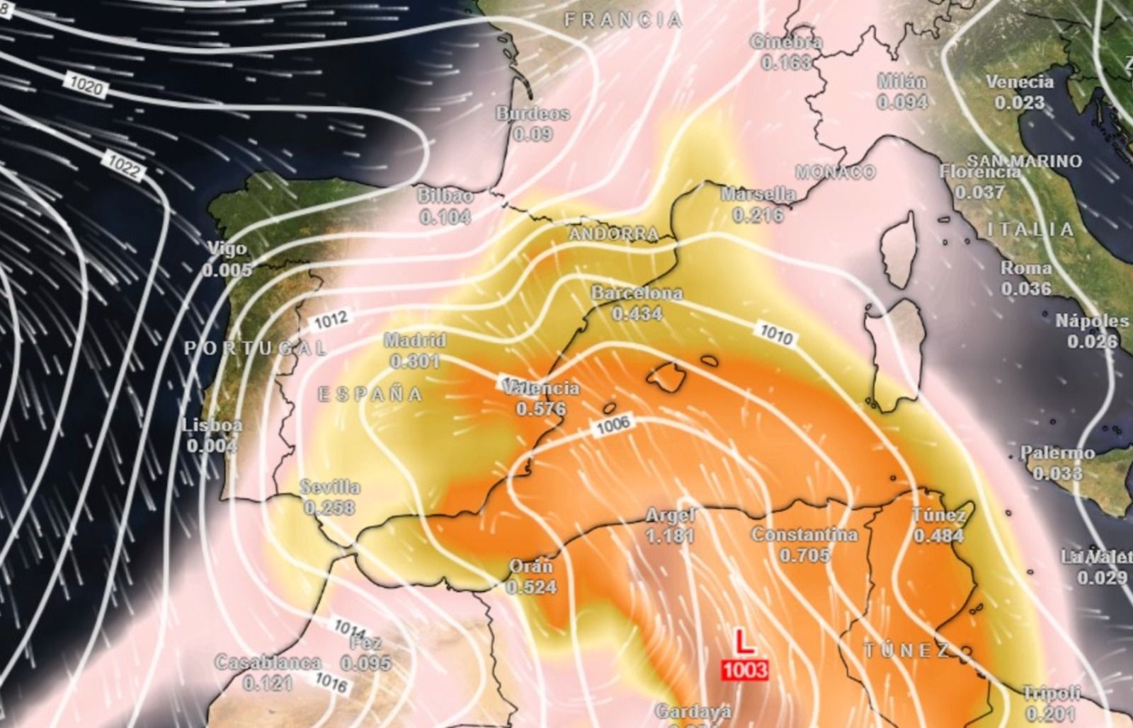Mapa de la pols sahariana en suspensió (Font: Meteored) Mapa de la pols sahariana en suspensió (Font: Meteored)