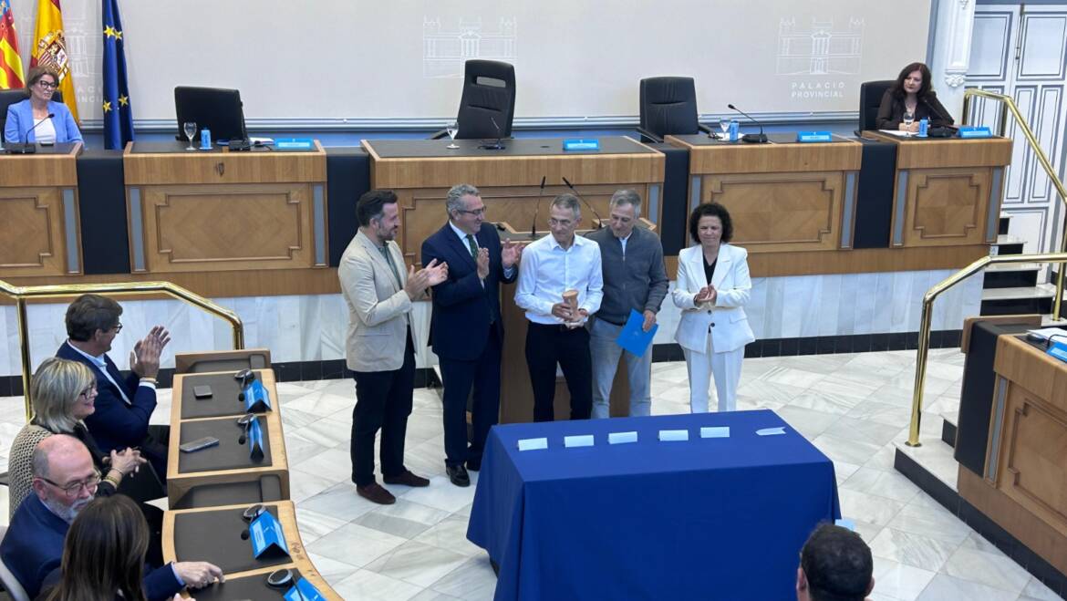 Elche impulsa el futuro Palacio de Congresos con la entrega de premios al proyecto ganador %E2%80%98Trencadis 1 1170x659