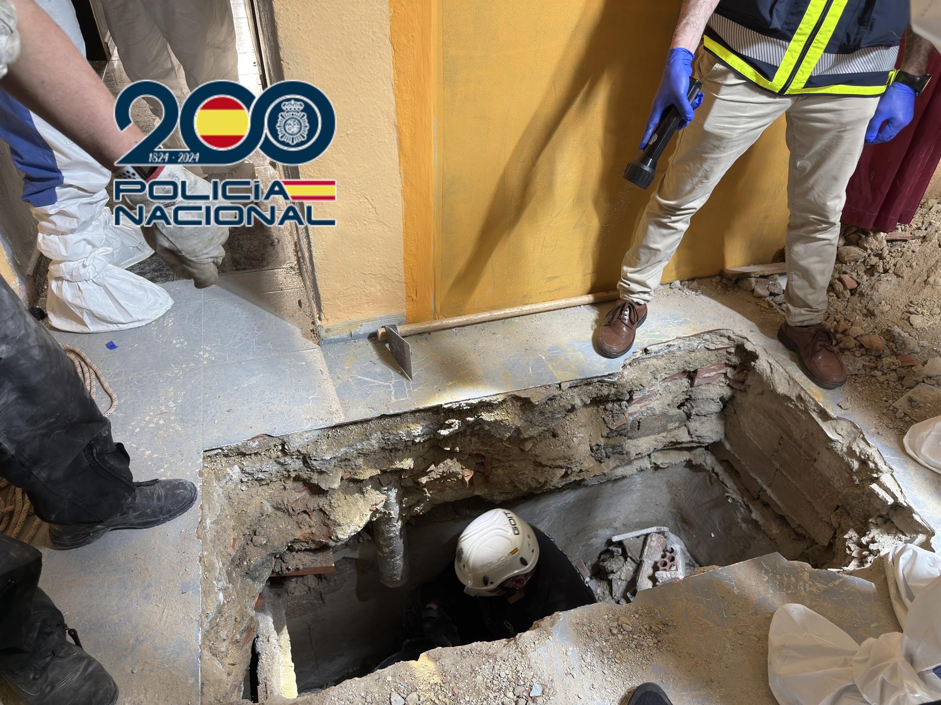 La Policia Nacional troba un cos sota dos metres de formigó