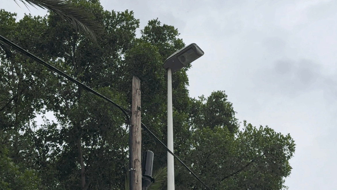 El Ayuntamiento mejora e instala iluminacion led en 40 calles del Pla Sector V 1170x659