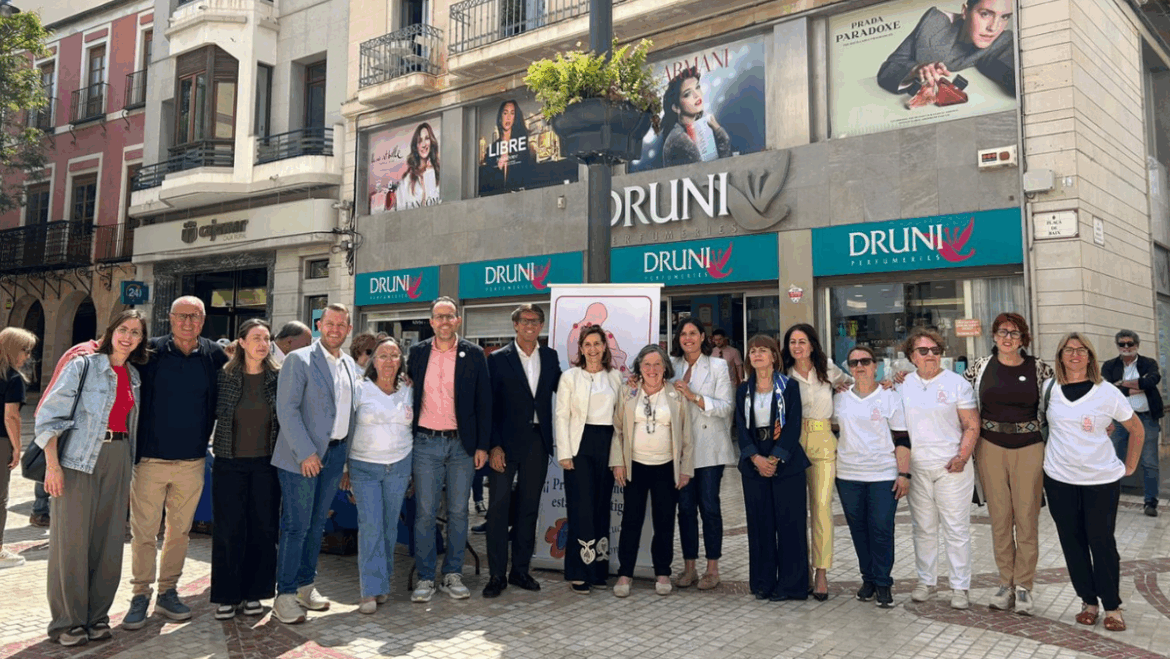 La Elche NigElche conmemora el Dia Internacional de la Fibromialgia y Sindrome de Fatiga Cronica 1170x659