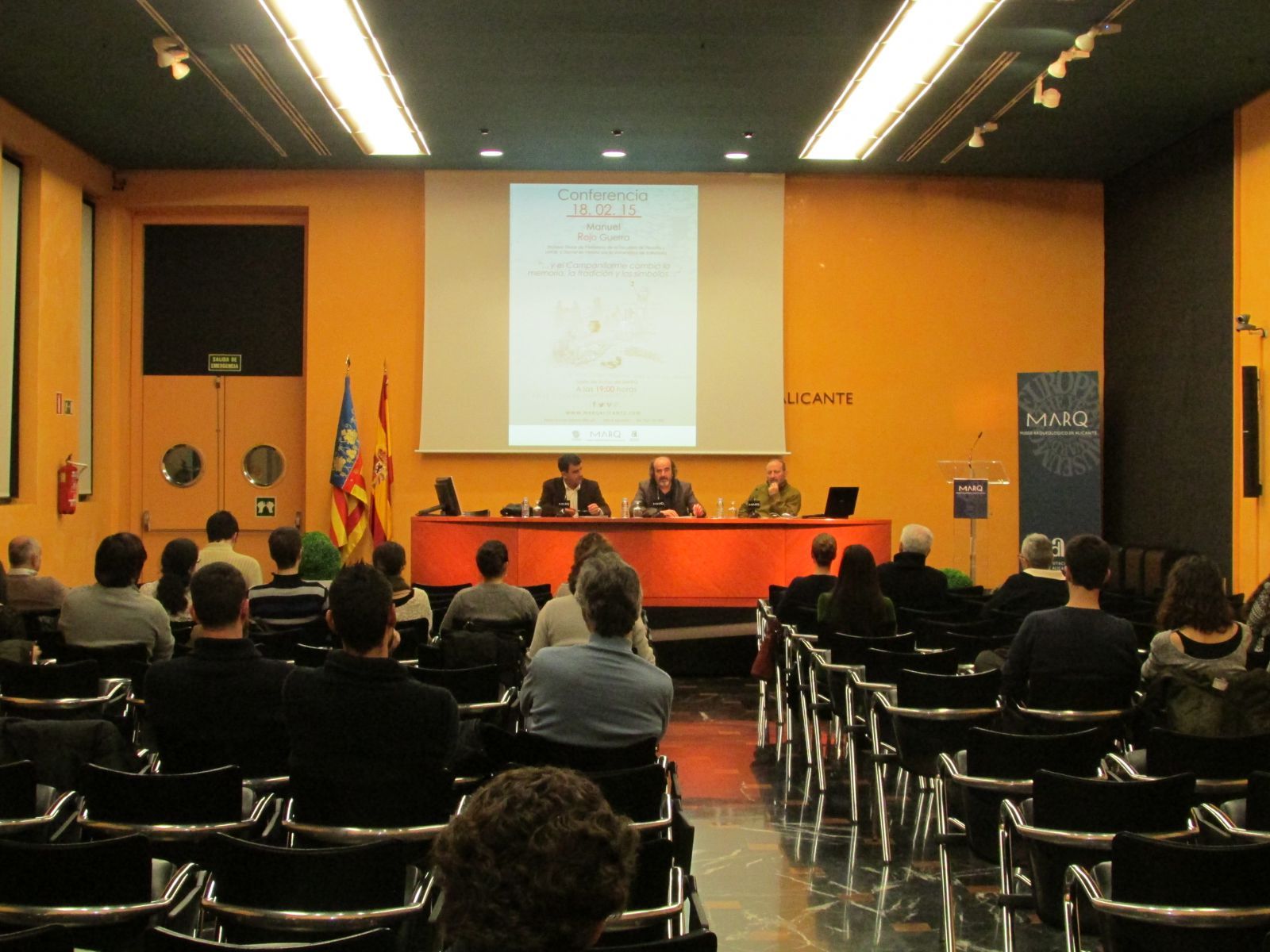 Conferència al saló d'actes del MARQ