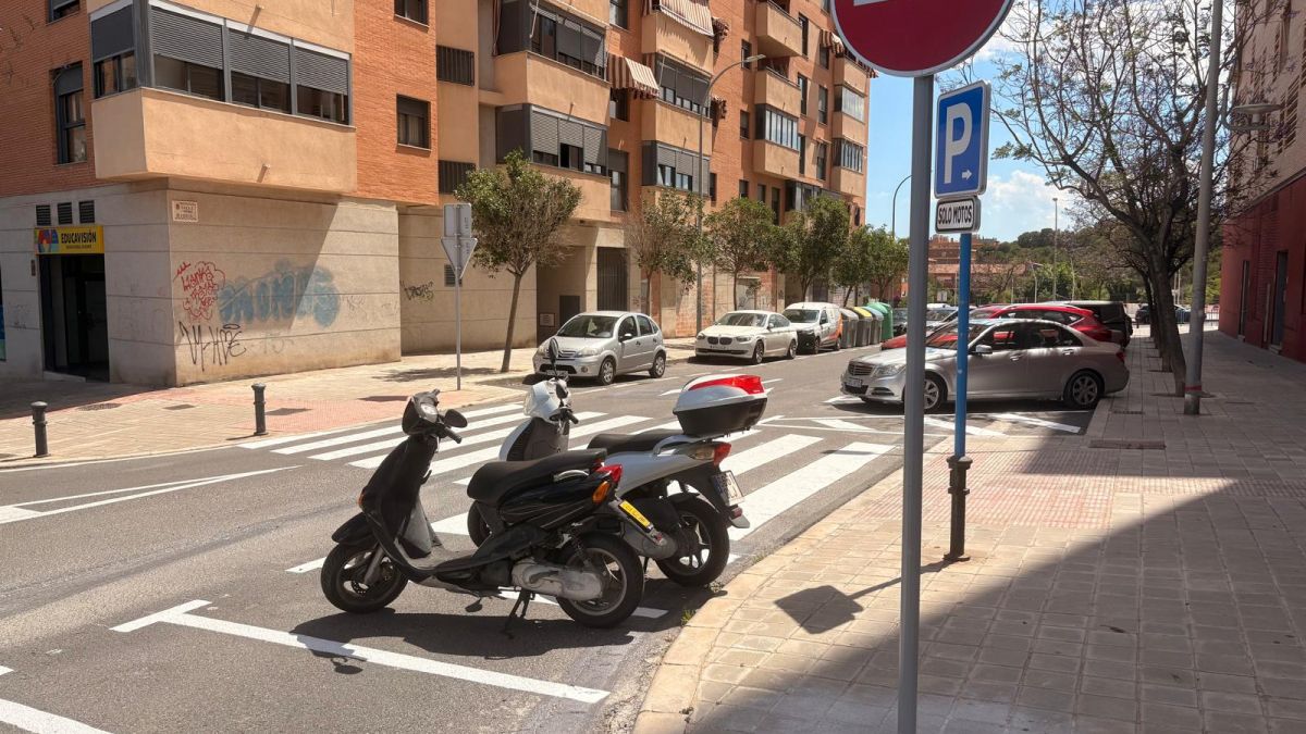 Nuevas plazas para motos en el PAU 2 de Alicante