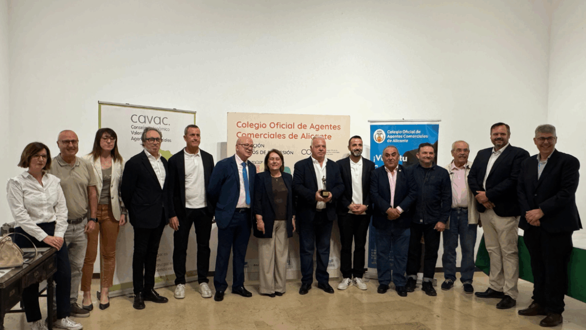 La Lonja Medieval acoge la exposicion %E2%80%98100 anos de Agentes Comerciales en Alicante 1170x659