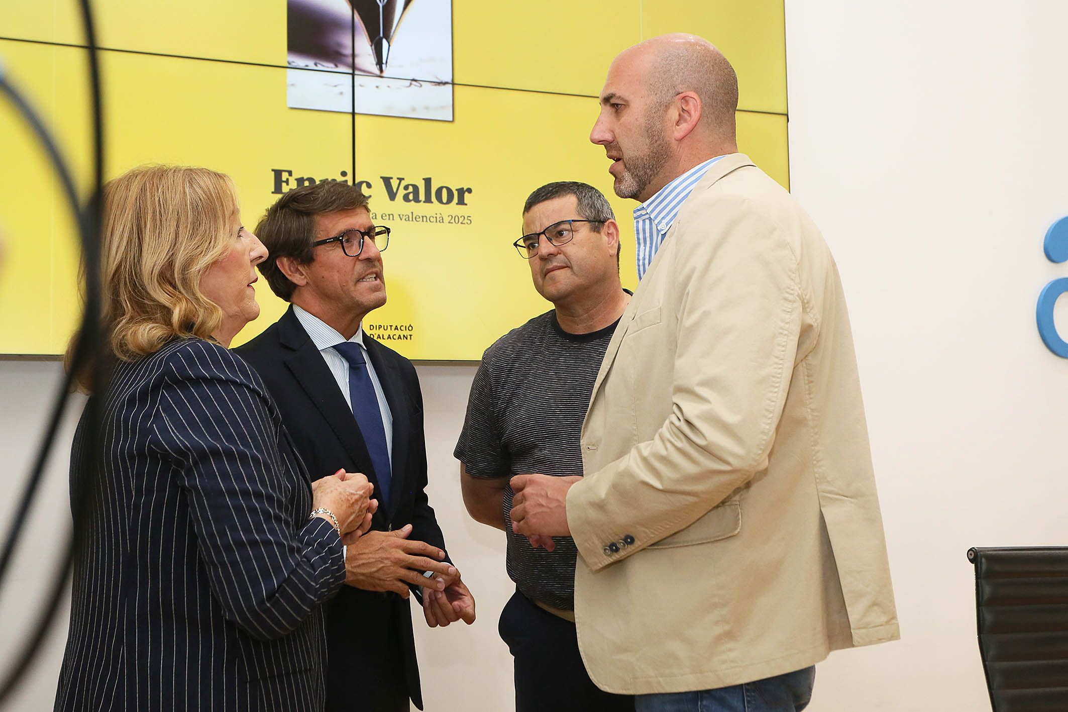 Guanyador del premi Enric Valor de novel·la en valencià de la Diputació