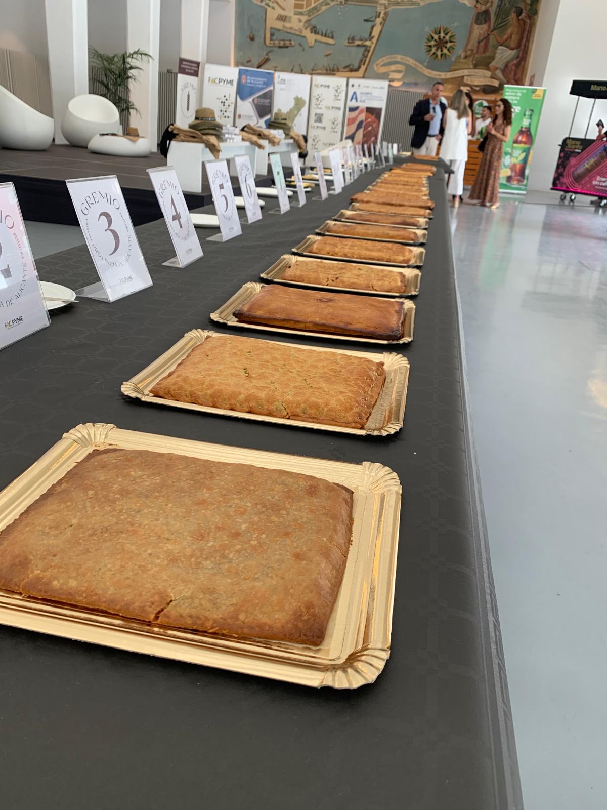 Concurs de coca amb tonyina