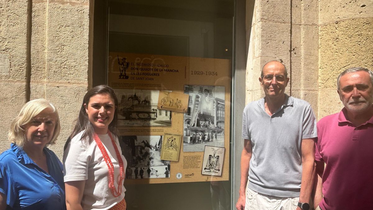 Exposició del Quixot i les Fogueres en l'Arxiu Municipal d'Alacant