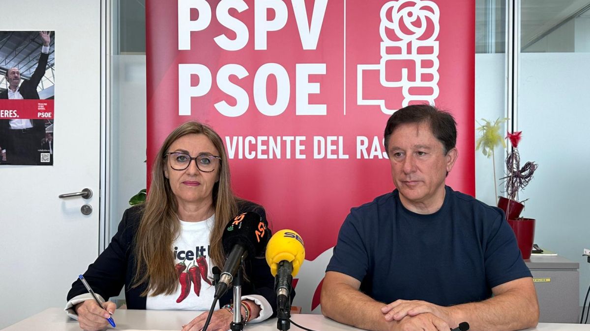 Roda de premsa d'Asun París i Eugenio Toledo