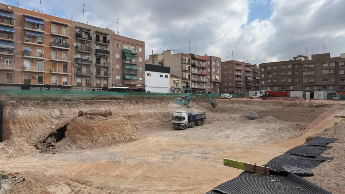 Excavación del futuro Centro Sociocultural en Elche