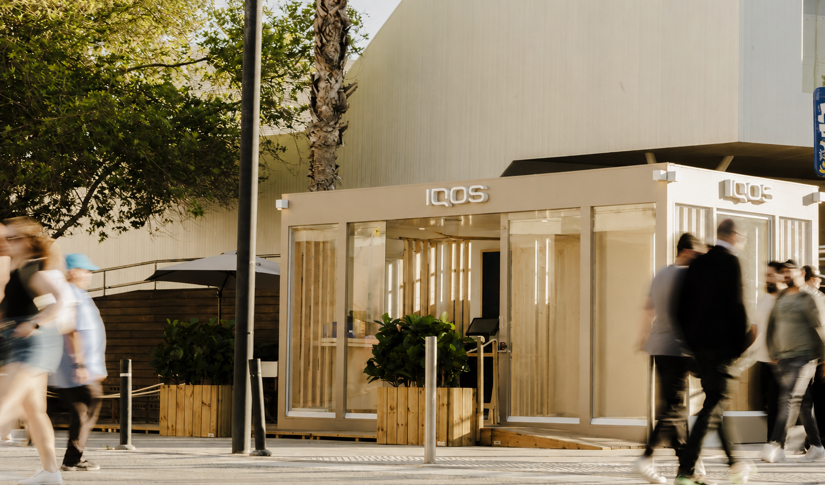 Pop Up IQOS Racó Volvo, situado en el Muelle 12 de Levante