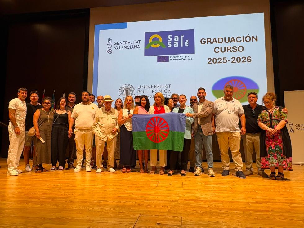 image?url=https%3A%2F%2Fcomunica.gva.es%2Fo%2Fadaptive media%2Fimage%2F412235835%2Fm%2F020726 Vice Foto1 Camarero Curso gitano