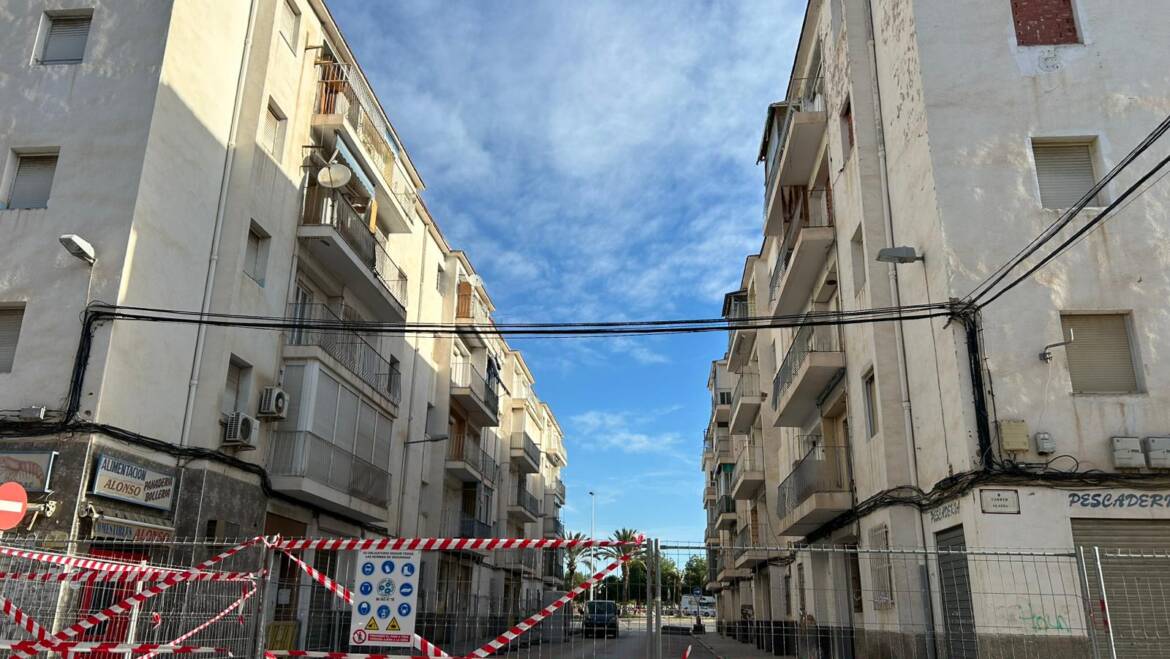 Obres en el barri de San Antón d'Elx Obres en el barri de San Antón d'Elx