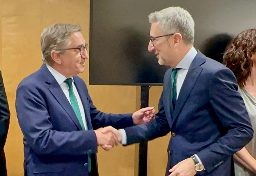 El conseller de Hacienda junto al Ministro del ramo