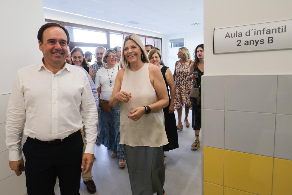 image?url=https%3A%2F%2Fcomunica.gva.es%2Fo%2Fadaptive media%2Fimage%2F412397464%2Fm%2FGVA VISITA%2BCOLEGIO%2BSANT%2BJOAN%2BMORO 09
