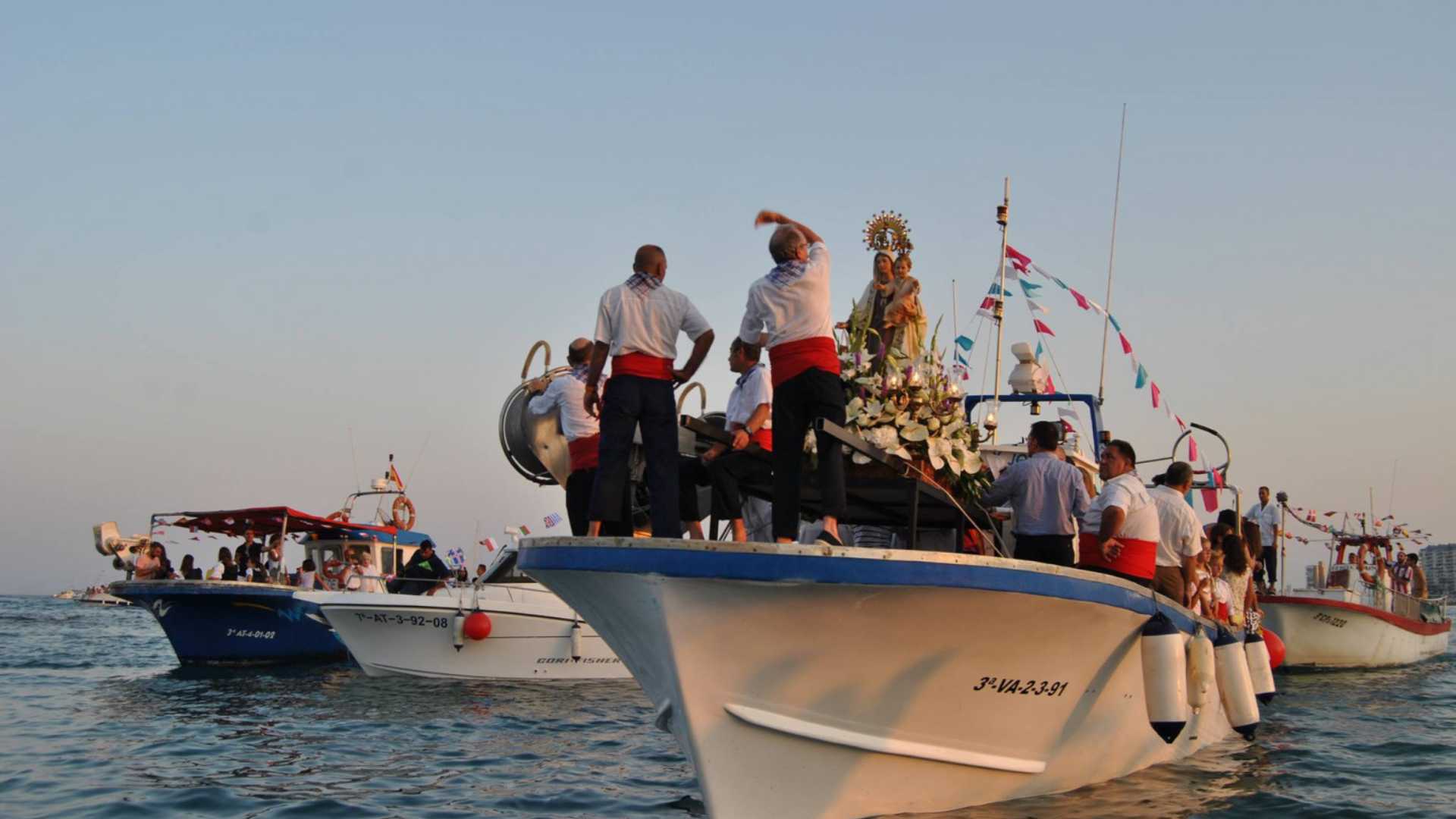 Procesión marinera de la Virgen del Carmen en El Campello