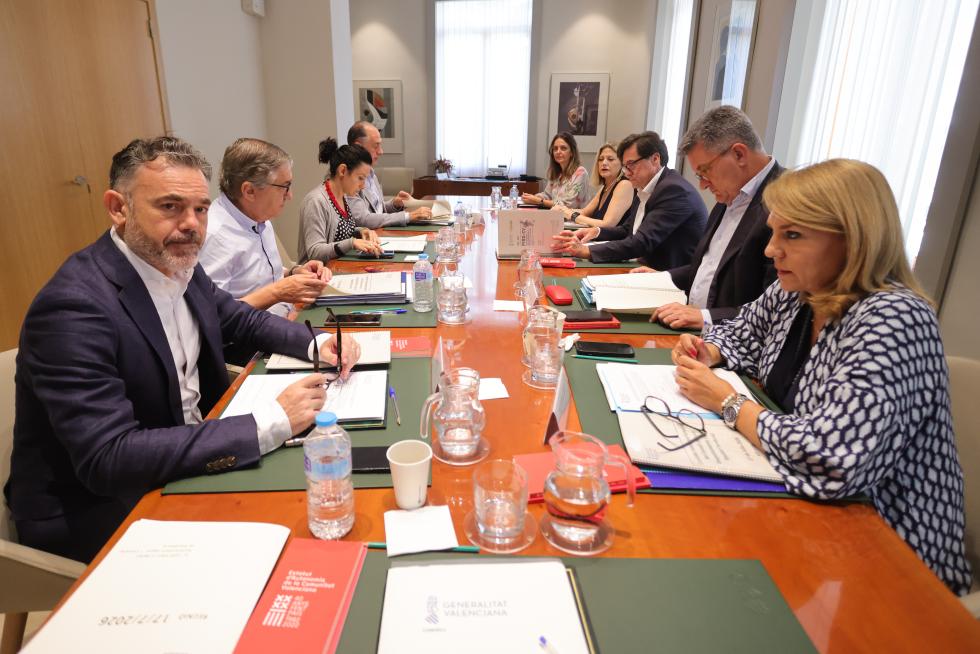 image?url=https%3A%2F%2Fcomunica.gva.es%2Fo%2Fadaptive media%2Fimage%2F412734986%2Fm%2FGVA REUNION%2BDESPOBLAMENT 1