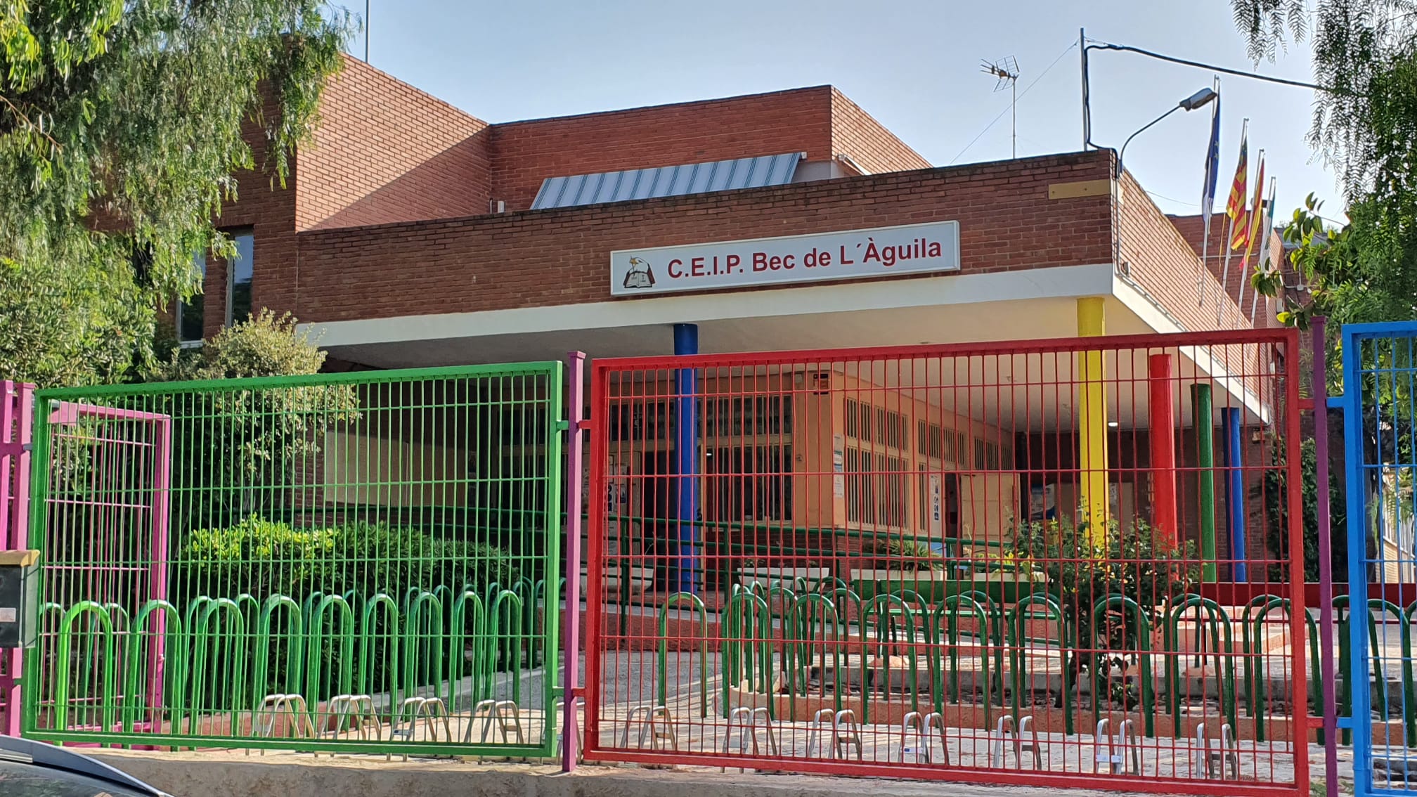 Colegio público Bec de l'Àguila en San Vicente