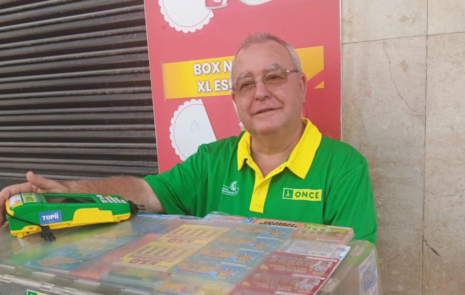 José Simón Soria, vendedor de la ONCE que ha repartido el premio millonario José Simón Soria, vendedor de la ONCE que ha repartido el premio millonario