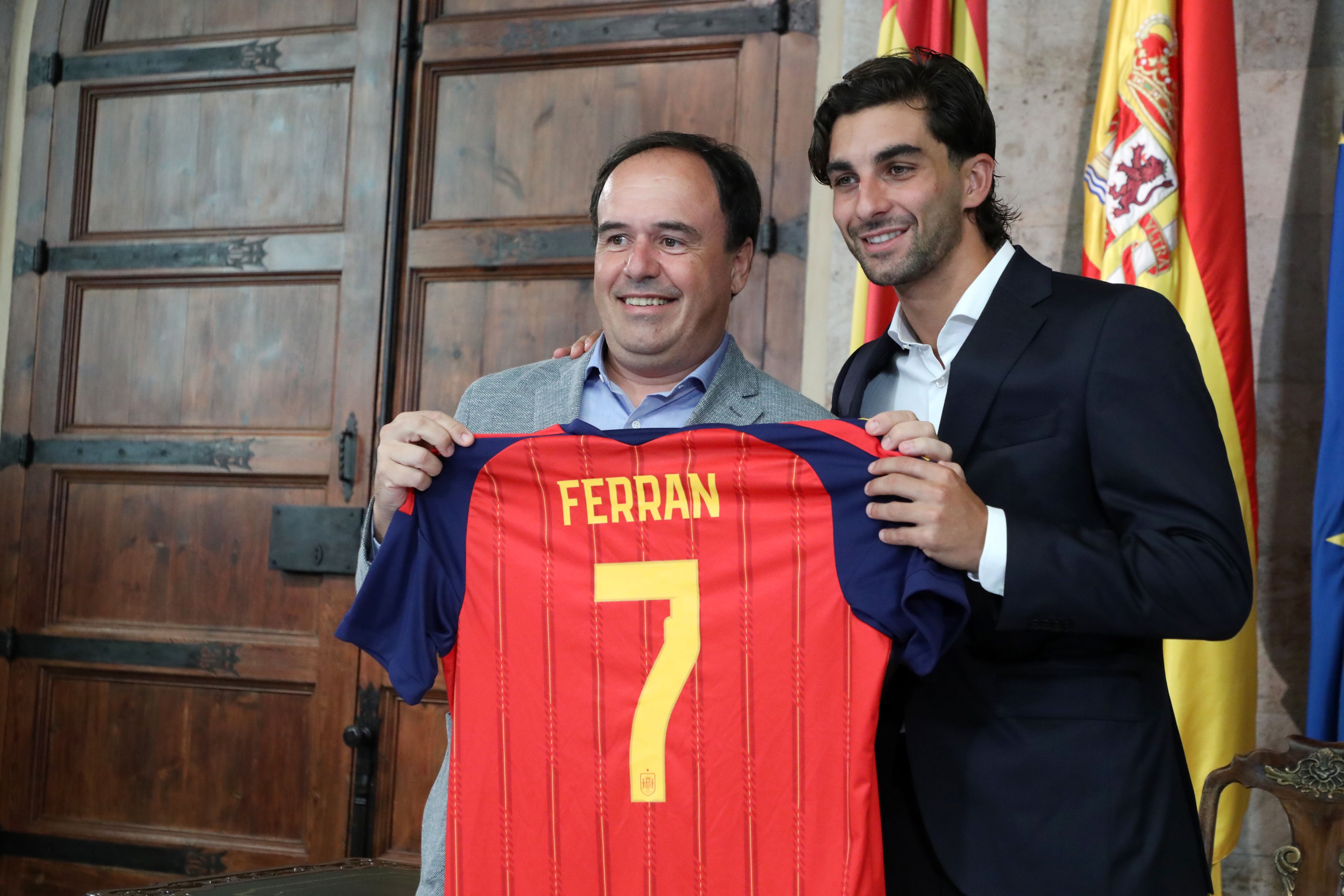 Pérez Llorca y Ferran Torres
