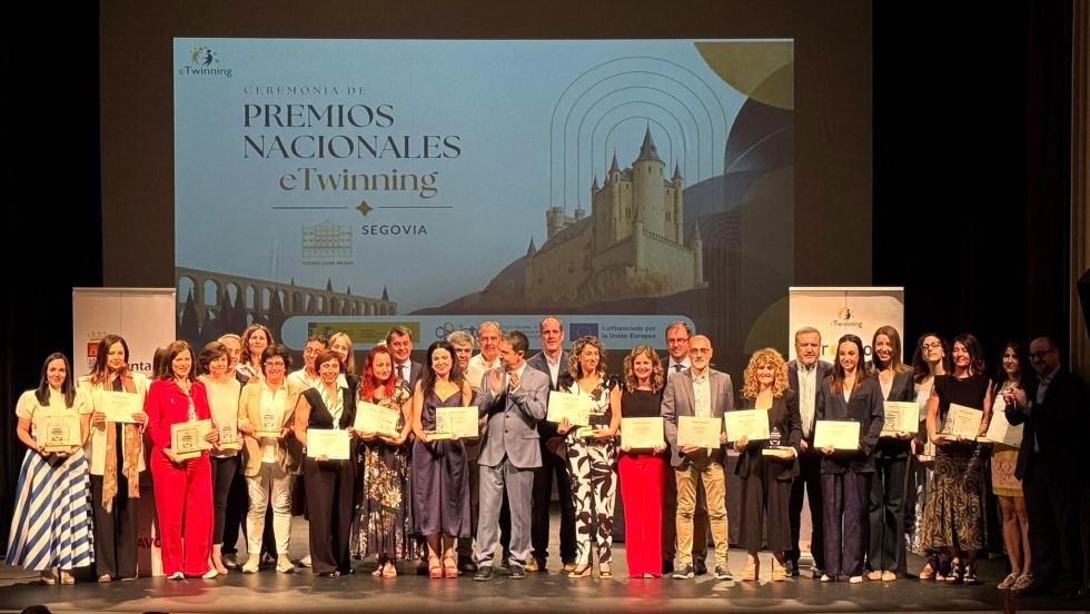 Hospital General Universitario Doctor Balmis recibe el Premio Nacional eTwinning 2026 Hospital General Universitario Doctor Balmis recibe el Premio Nacional eTwinning 2026