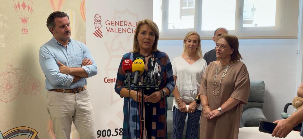 Susana Camarero visita el Centro Mujer en Elche Susana Camarero visita el Centro Mujer en Elche