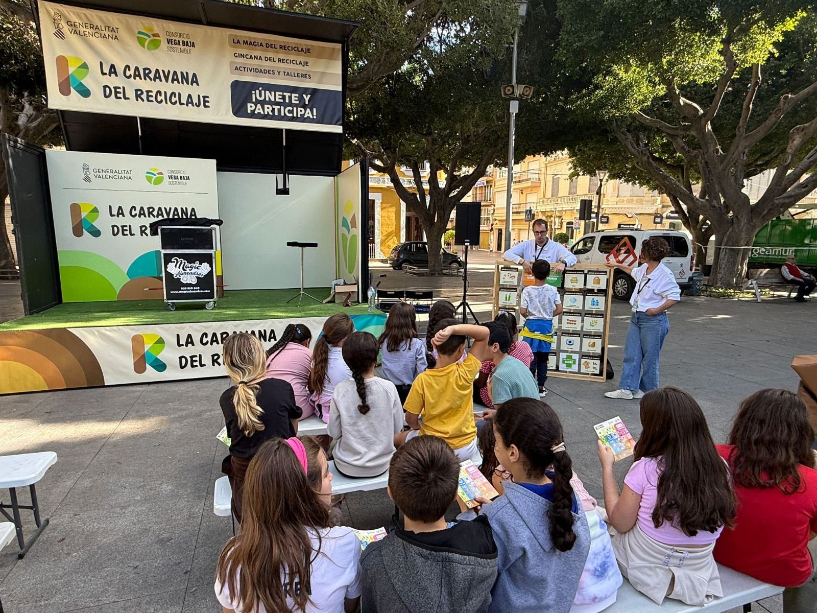 Campaña de sensibilización ambiental en colegios de la Vega Baja Campaña de sensibilización ambiental en colegios de la Vega Baja