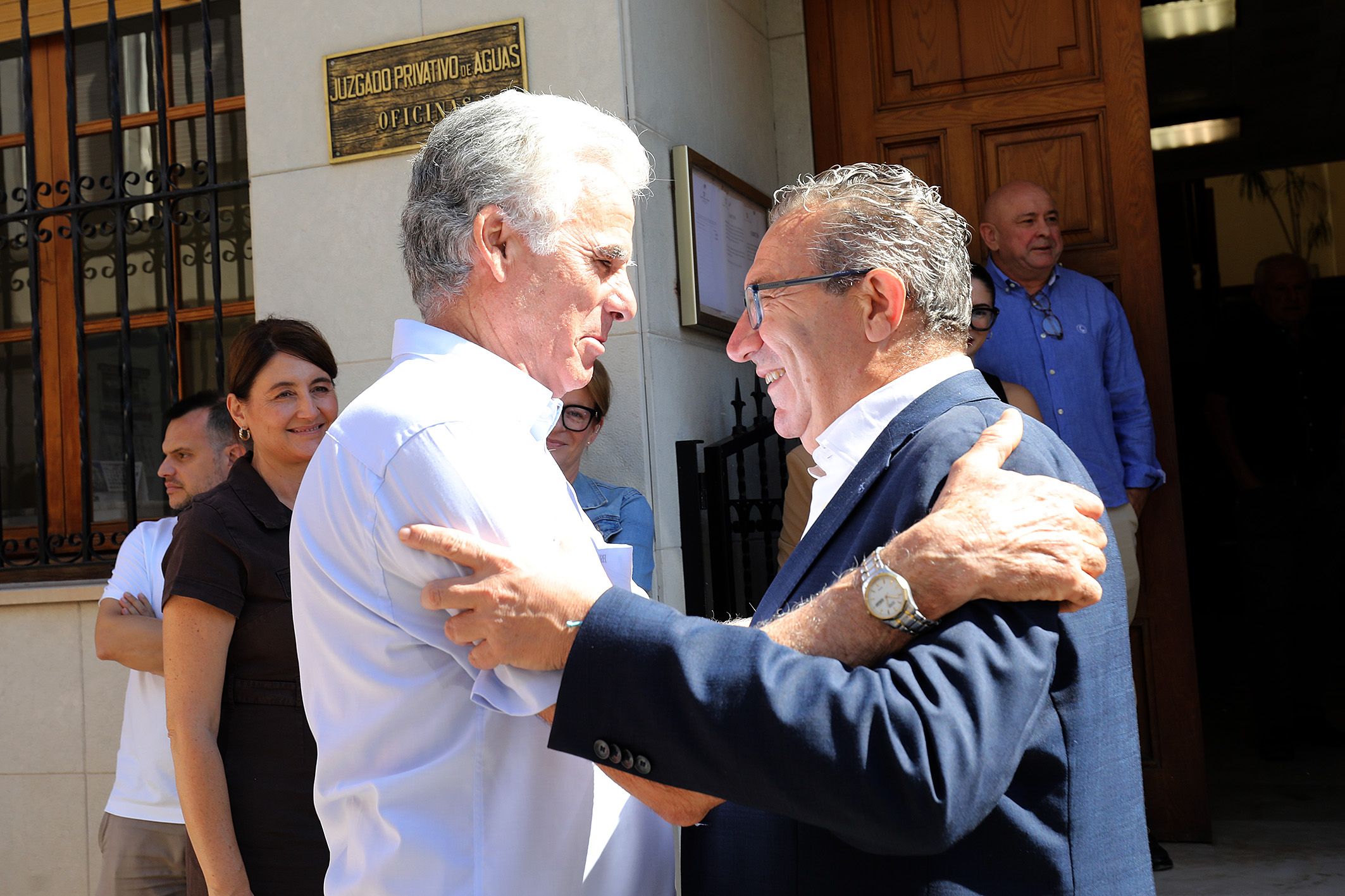 Toni Pérez visita al Juzgado Privativo de Aguas de Callosa de Segura Toni Pérez visita al Juzgado Privativo de Aguas de Callosa de Segura