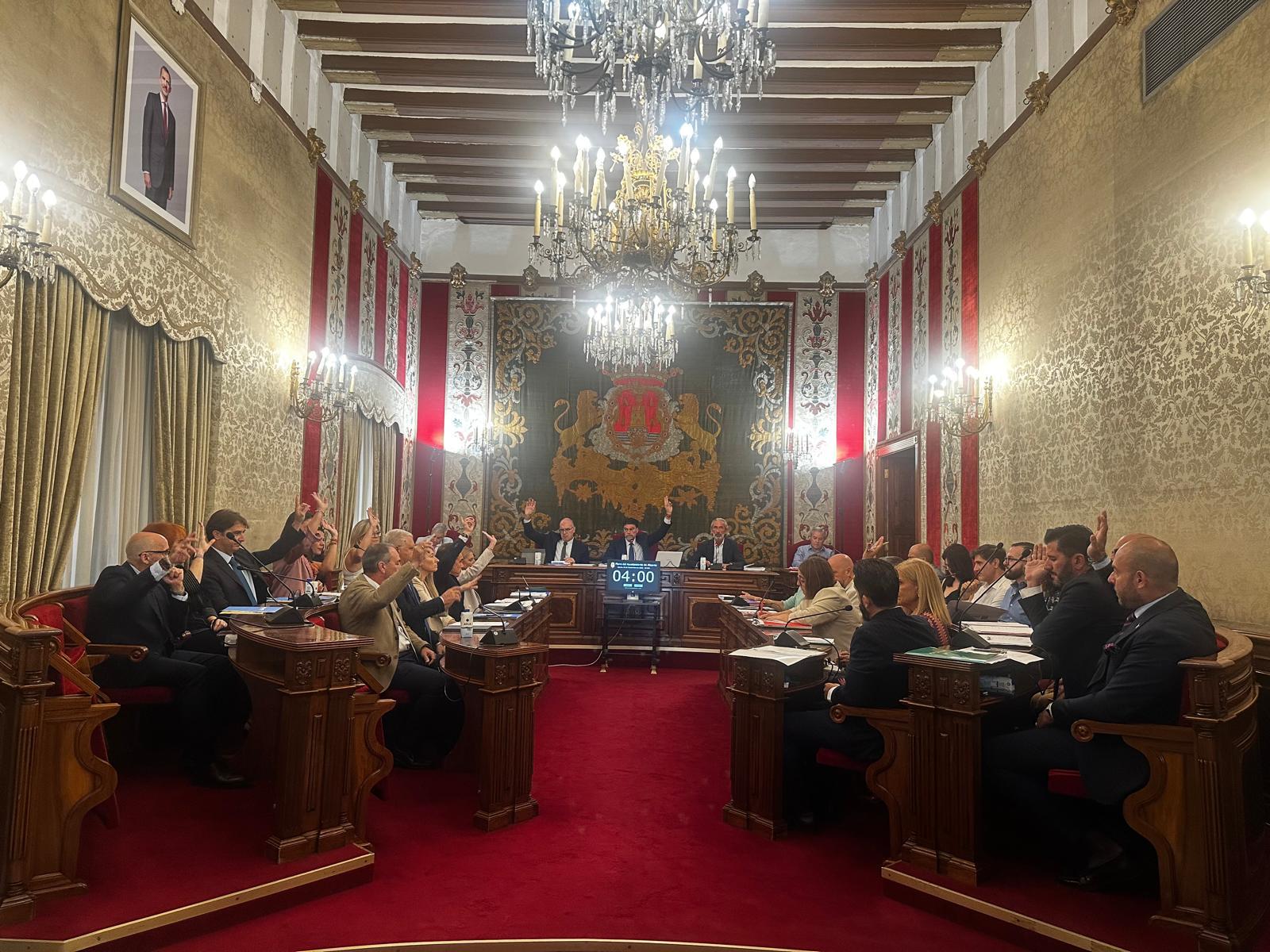 Votació en el ple de setembre a l'Ajuntament d'Alacant Votació en el ple de setembre a l'Ajuntament d'Alacant
