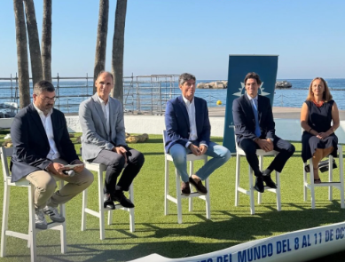 La Vila Joiosa acoge el Mundial de kayak de mar con 800 palistas en el puente del 9 d'Octubre