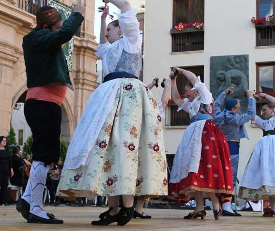 Indumentaria valenciana Indumentaria valenciana