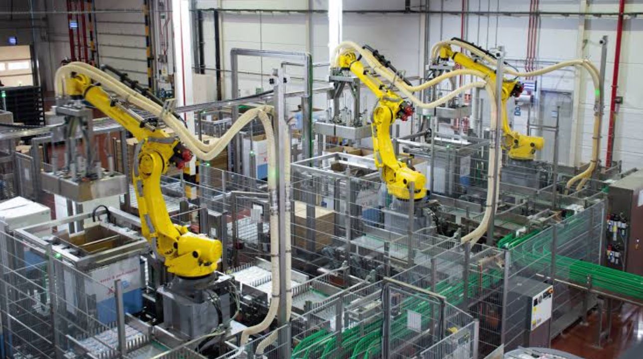 Línea de producción de una fábrica del Grupo Ubesol Línea de producción de una fábrica del Grupo Ubesol