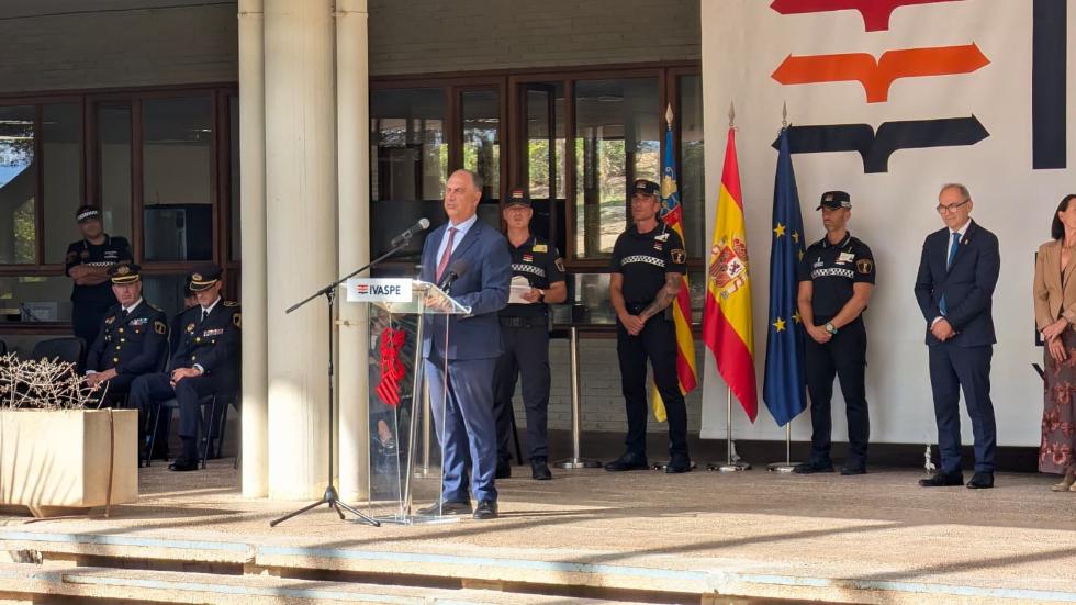 El conseller de Emergencias e Interior, Juan Carlos Valderrama, en un acto El conseller de Emergencias e Interior, Juan Carlos Valderrama, en un acto