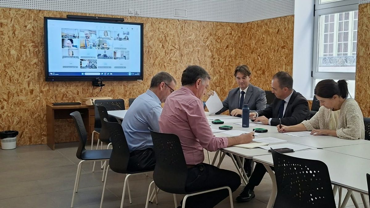 Reunión de la comisión técnica de Avant para avanzar en el convenio del Parque Central de Alicante Reunión de la comisión técnica de Avant para avanzar en el convenio del Parque Central de Alicante
