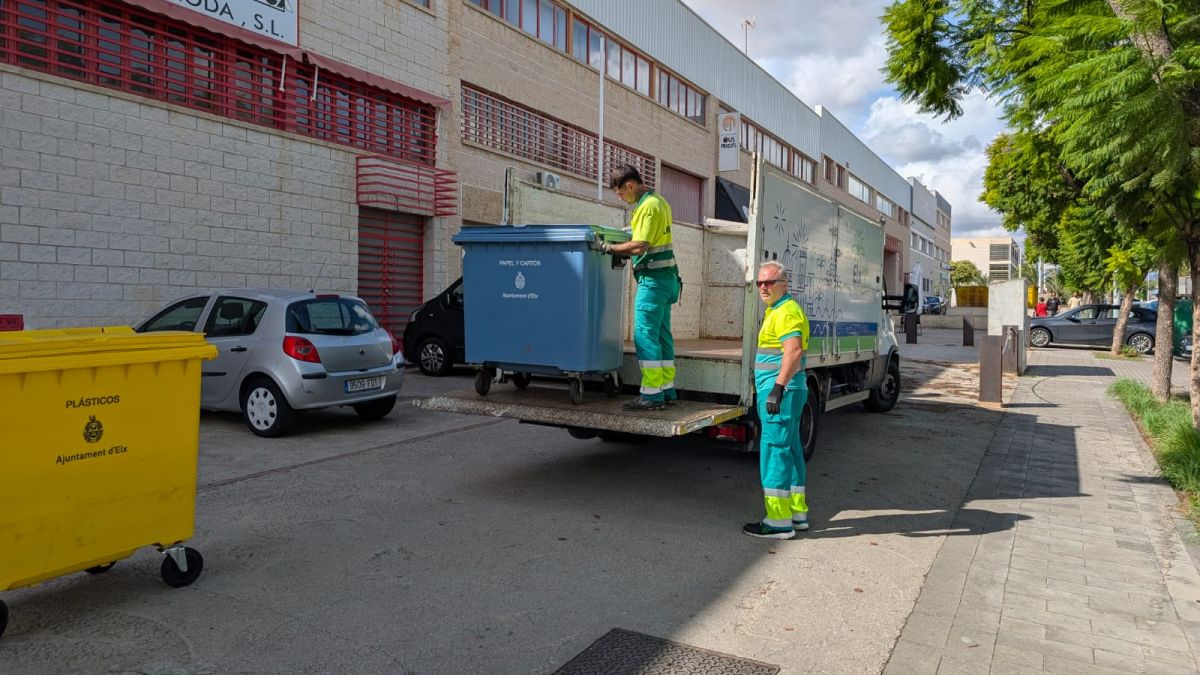 Servicio puerta a puerta en el Parque Empresarial de Elche Servicio puerta a puerta en el Parque Empresarial de Elche