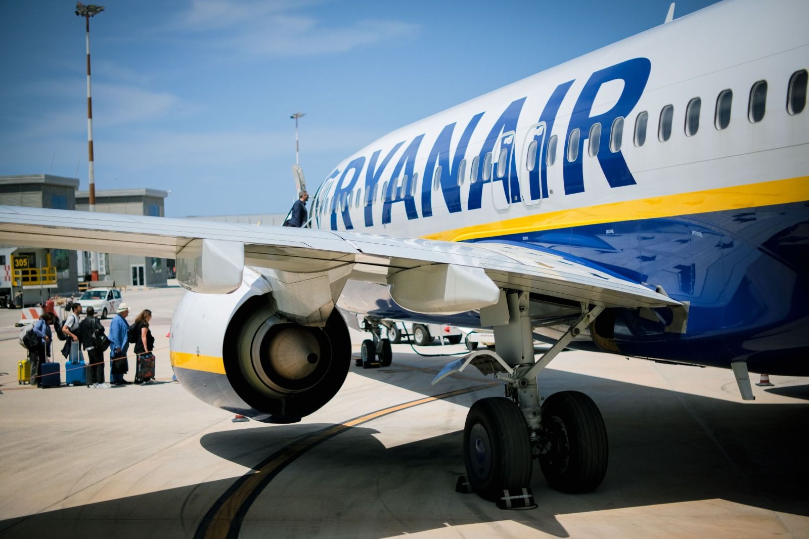 Una avión de Ryanair en la pista del aeropuerto (Foto: Pexels) Una avión de Ryanair en la pista del aeropuerto (Foto: Pexels)
