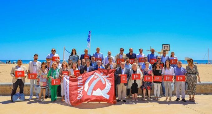 Turisme concedeix la Bandera Qualitur a 179 platges de 38 municipis de la Comunitat Valenciana