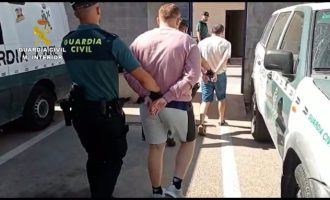 Detienen en Torrevieja a dos especialistas en robos en viviendas que usaban cuñas de plástico como señuelos