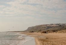 La playa del Carabassí de Elche se cierra al baño por contaminación residual del agua