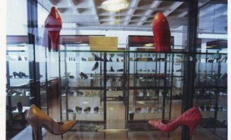 El Museu del Calçat d'Elda acull una exposició sobre la moda en els segles XVI i XVII
