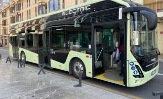 Els autobusos d'Elx permetran pagar amb targeta o amb el mòbil a partir de setembre