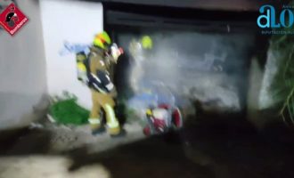 Un incendi crema un habitatge abandonat a la urbanització Torreta Florida de Torrevieja