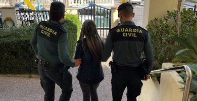 Detingudes set persones per robar amb el mètode del 'cogoteros' a Torrevella, Calp i Sant Fulgenci