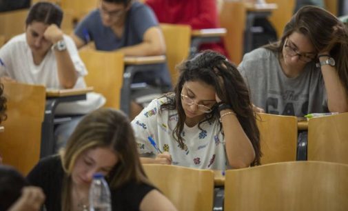 7.963 estudiantes se examinarán de la PAU en las Universidades de Alicante